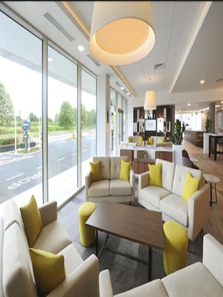 Hampton By Hilton London Stansted Airport Hotel Stansted Mountfitchet Buitenkant foto