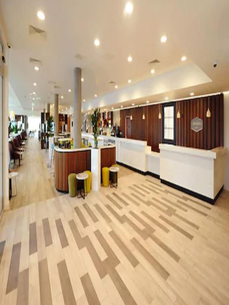 Hampton By Hilton London Stansted Airport Hotel Stansted Mountfitchet Buitenkant foto